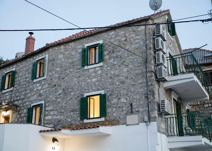 Meereen Vila